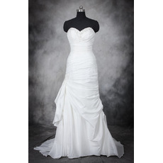 Elegant Sweetheart Sleeveless Sweep Train Satin Wedding Dresses