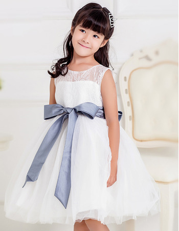 Pretty Ball Gown Knee Length Lace First Communion Dresses with Sashes